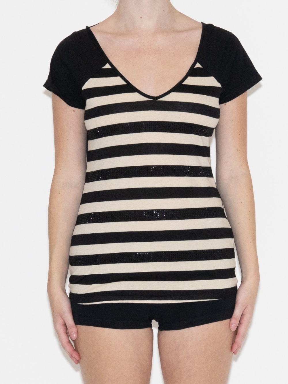 2010s black striped rhinestone tee striped open back size large daytrip